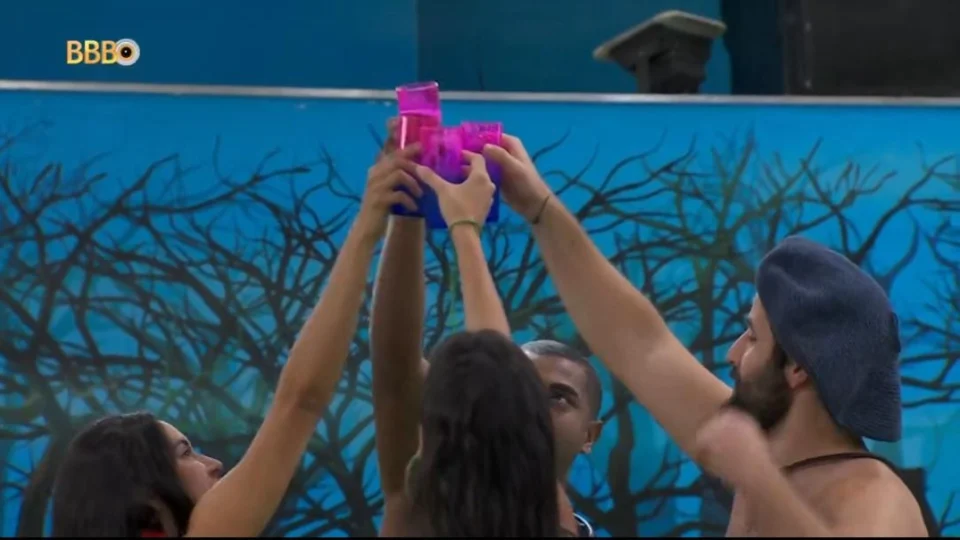 BBB 24: brothers dançam boi-bumbá e comemoram ‘TOP 4’; assista