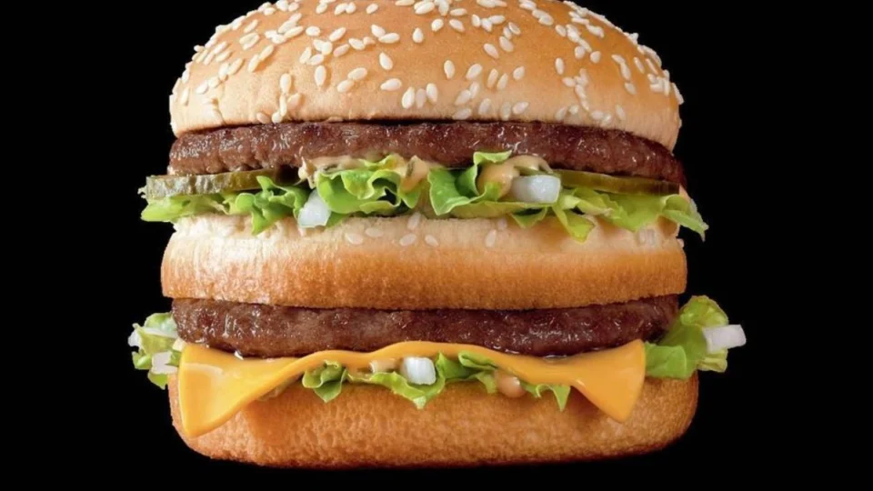 Ex-chef do McDonald’s ensina receita do molho secreto do Big Mac; aprenda