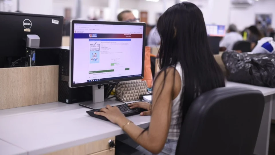 Inscrições para o Bolsa Idiomas em Manaus terminam nesta terça-feira (2)