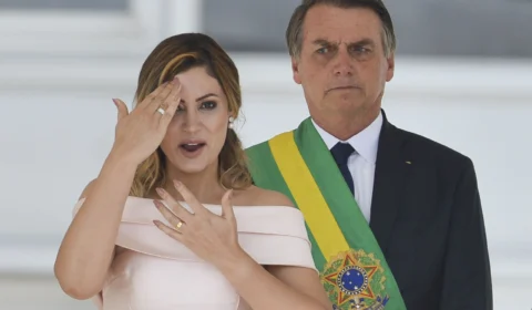 Bolsonaro e Michelle antecipam ida à Manaus