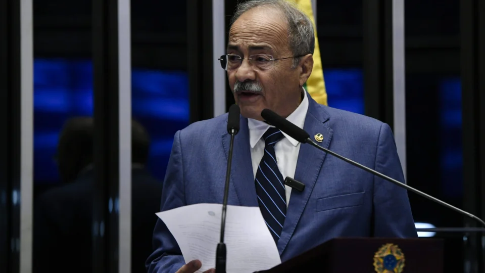 Senador Chico Rodrigues celebra aprovação da PEC sobre drogas