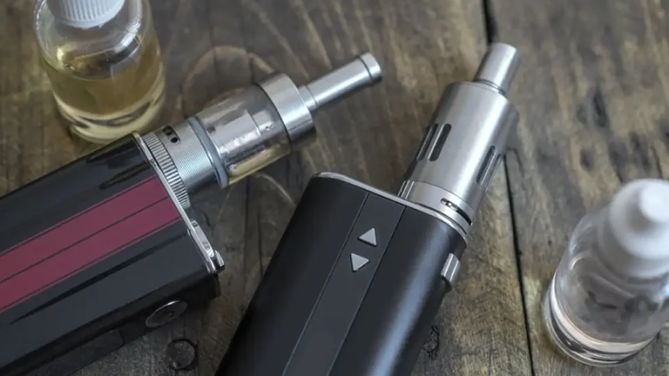 Anvisa discute nesta sexta (19) a regulamentação de cigarro eletrônico