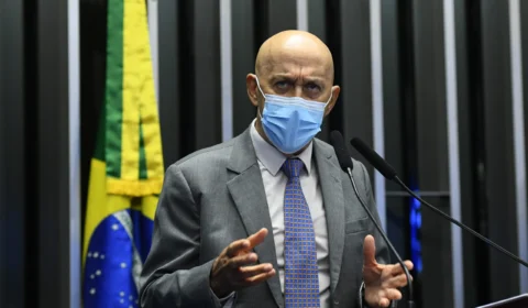 Senador Confúcio Moura cobra ações efetivas em favor da Amazônia