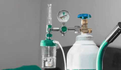 Crise de oxigênio: Justiça pede indenização por mortes em Manaus