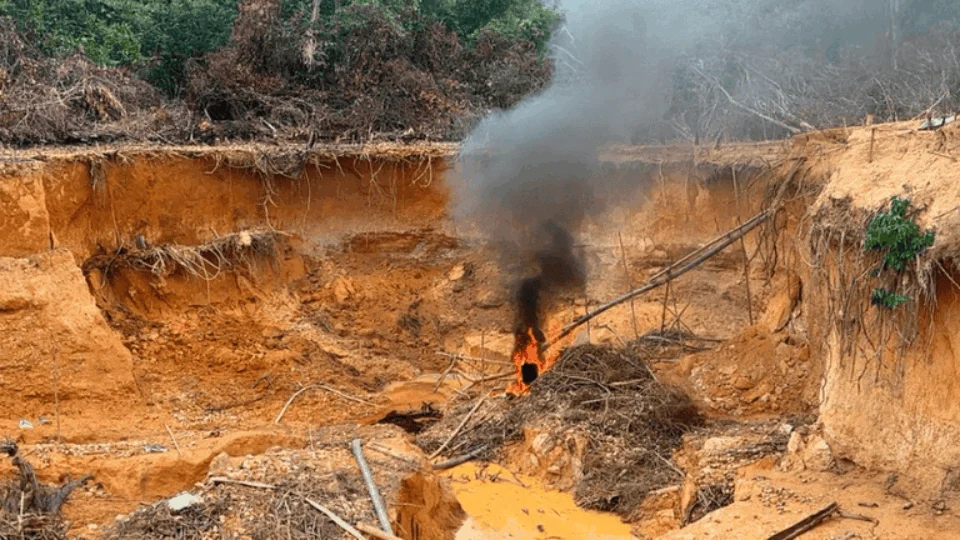 Terra Yanomami: força-tarefa desmonta 49 acampamentos de garimpeiros em RR