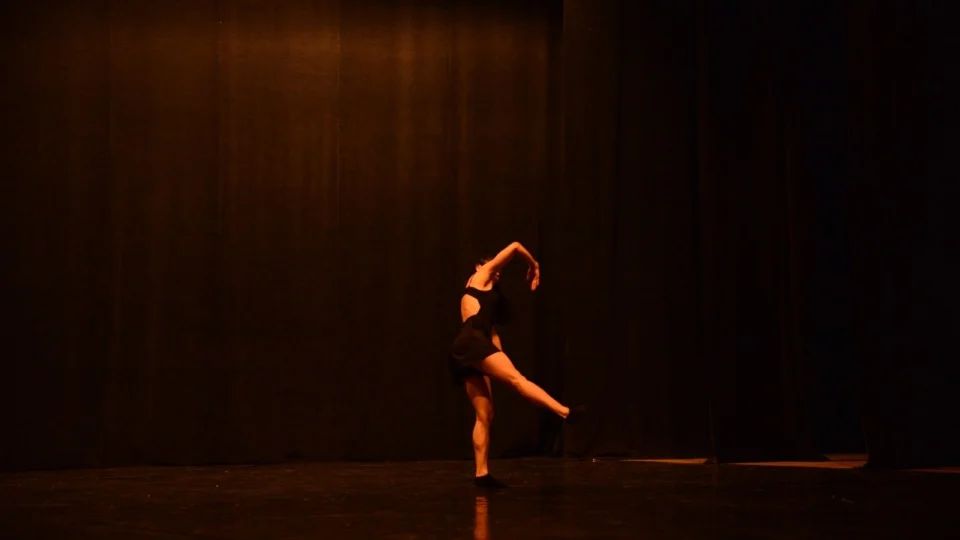 Espetáculo ‘Solatium’ estreia no Teatro Amazonas; confira