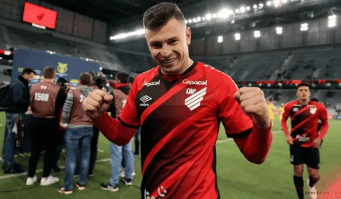 Vasco contrata ex-Flamengo e é 2º clube que mais investe na janela