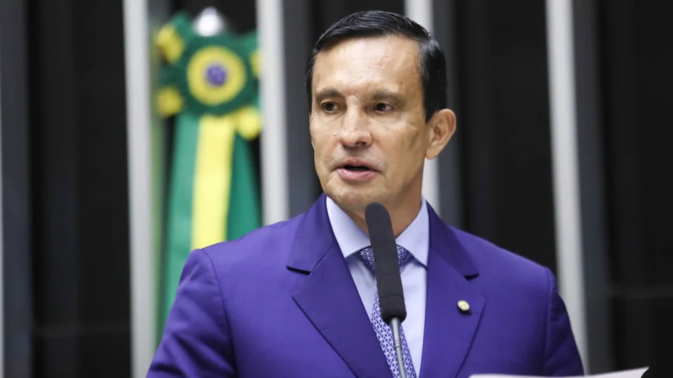 Sidney Leite comenta moeda do BRICS e impactos do tarifaço dos EUA na região Norte