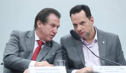 Câmara discute regulamentar relações de trabalho nos Apps; Acompanhe