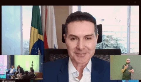 Ministro das Cidades participa de debate sobre políticas habitacionais