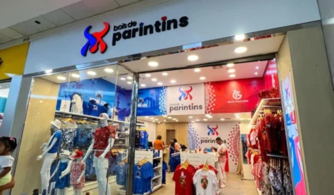 Shopping de Manaus abre loja com itens especiais dos bois Caprichoso e Garantido