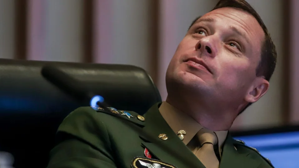 Polícia Federal volta a ouvir Mauro Cid