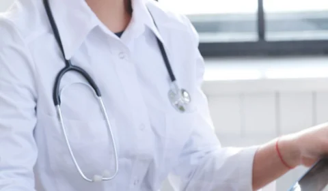 Prefeitura de Manaus dá prazo para médicas aprovadas se apresentarem na sede da Saúde