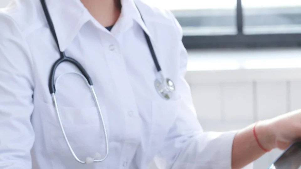 Prefeitura de Manaus dá prazo para médicas aprovadas se apresentarem na sede da Saúde