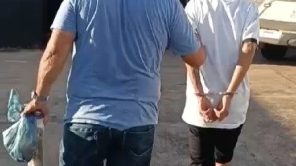 Homem preso por tráfico de drogas tenta subornar policiais em Tocantins