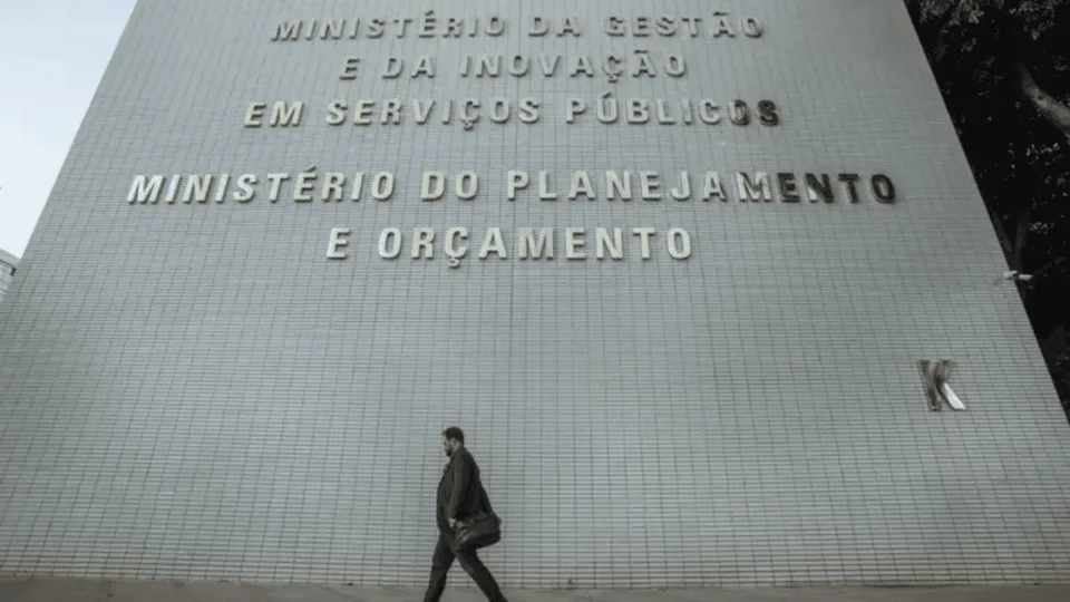 Ministério do Planejamento libera R$ 2,3 bilhões para Estados e DF