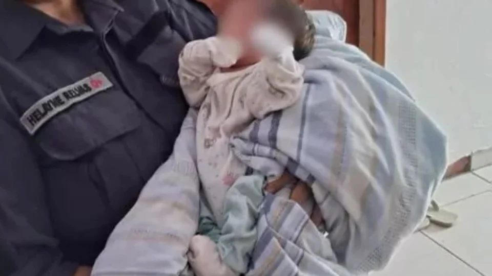 Recém-nascido é encontrado em caixa de papelão na Zona Norte de Manaus