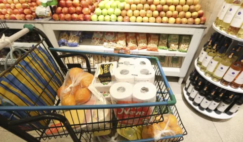 Preço da cesta básica aumenta em 10 capitais, revela pesquisa