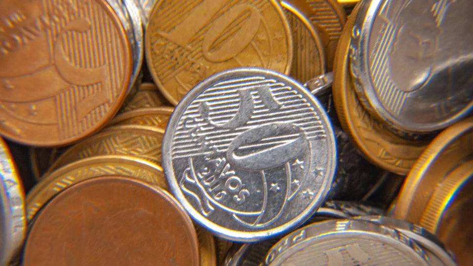 Pequenos negócios começam a renegociar dívidas nesta segunda (13)