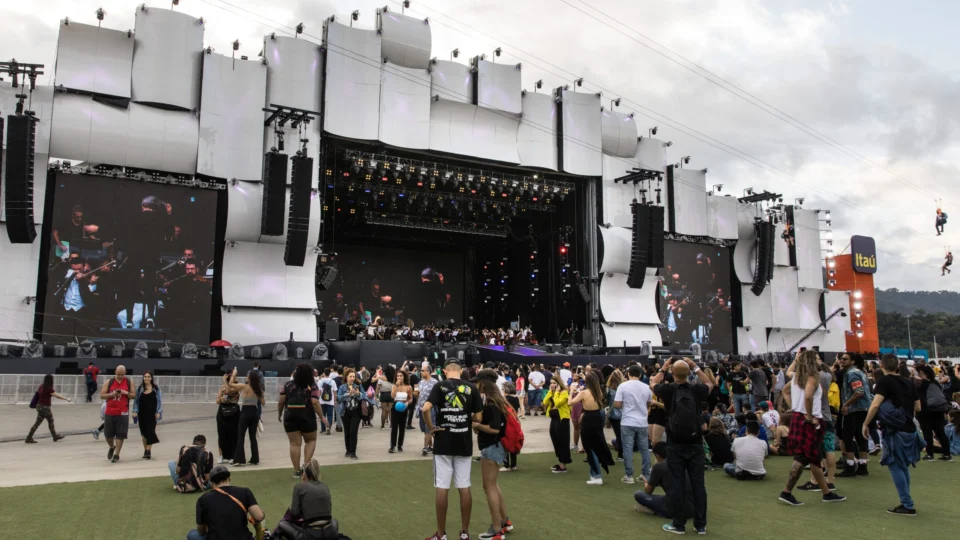 Rock in Rio 2024: quais são as atrações de hoje? veja a programação de domingo (22) com horário dos shows