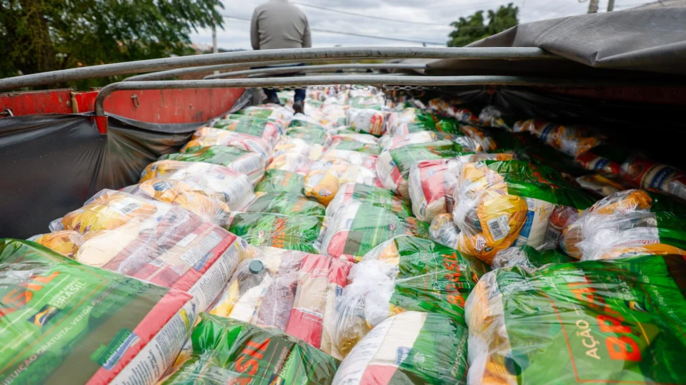 Governo quer facilitar pedido por cestas básicas de vítimas no RS