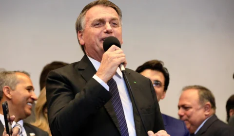 Bolsonaro comemora avanço da direita na Europa; entenda