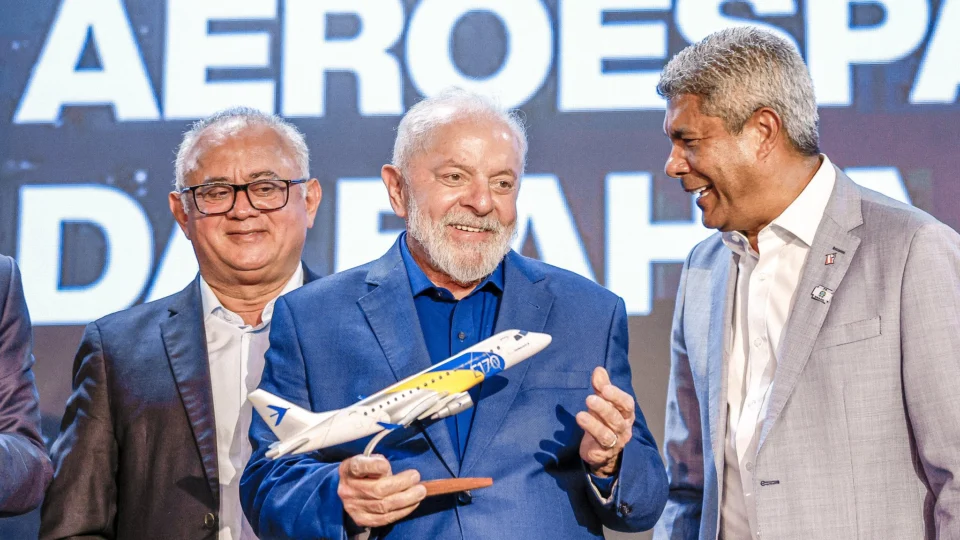 ‘Ainda bem que Boeing teve desastre e não quis mais a Embraer’, diz Lula