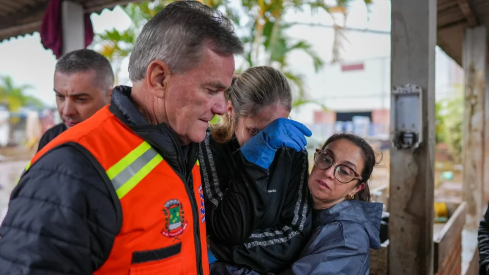 Governo Lula estuda proposta para pagar famílias que abrigarem vítimas no RS