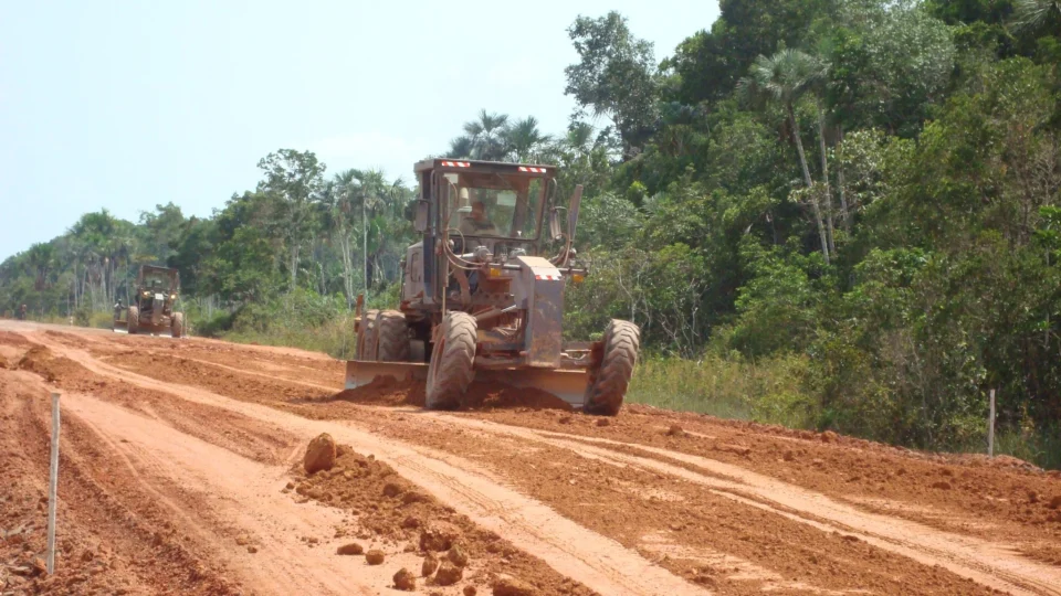 BR-319: Plínio Valério celebra relatório de viabilidade ambiental