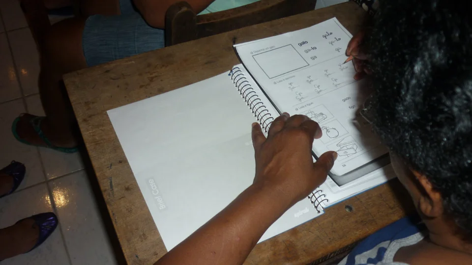 Mais alfabetizados: GDF estabelece meta até 2030