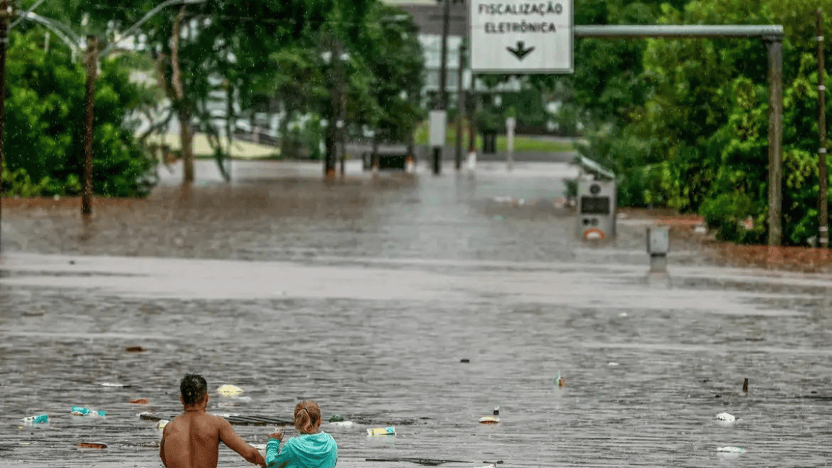Agua-de-enchentes