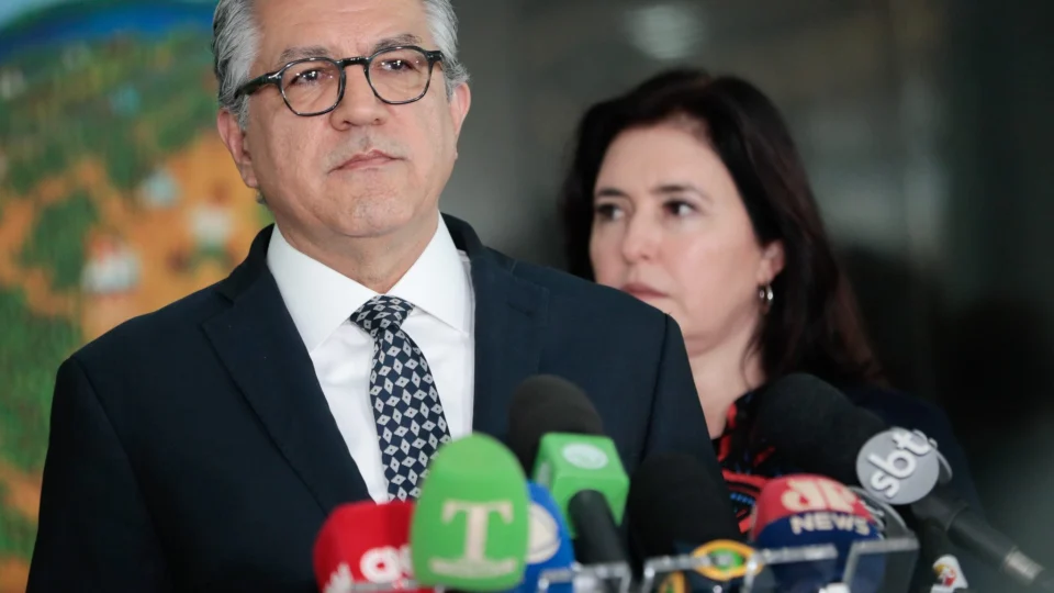 Padilha elogia atuação de Lira com a aprovação de medida para o RS  