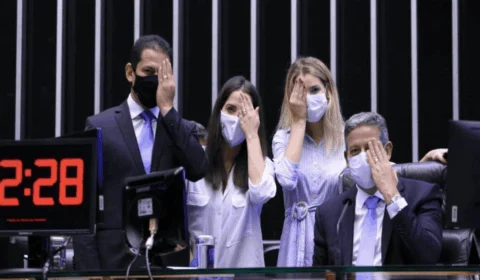 Lira decreta luto na Câmara pela morte da deputada Amália Barros