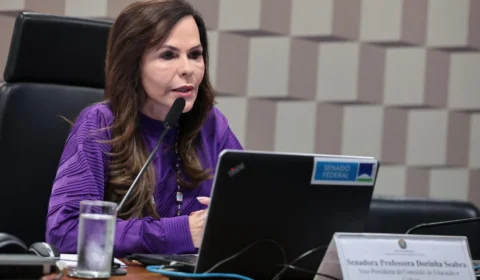 Aprovada prorrogação do Plano Nacional de Educação até 2025