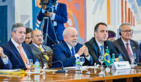 ‘Lula trata Lira e Pacheco como fantoches?’, diz Nikolas Ferreira