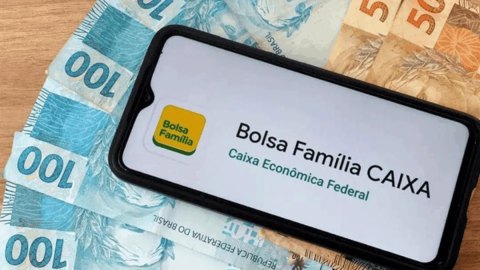 Caixa paga Bolsa Família a beneficiários com NIS de final 8; confira