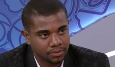 Davi Britto fala sobre novo amor após termino com Mani