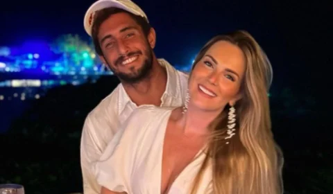 FOTO: esposa de ex-BBB se emociona com imagem do marido e bebê resgatado no RS