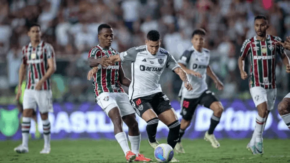 Série A: Fluminense abre 2 a 0, mas leva empate do Atlético-MG