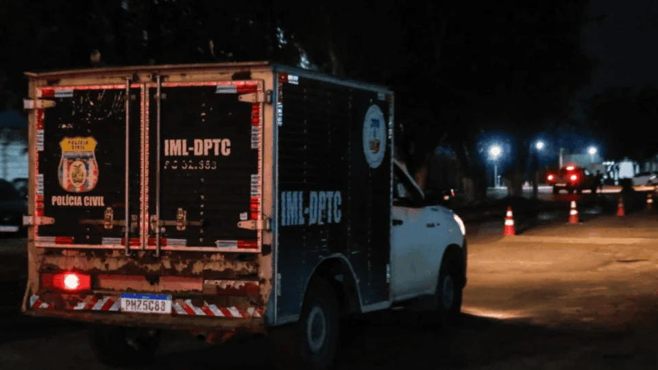 Jovem é encontrado morto com marcas de tiros em Manaus