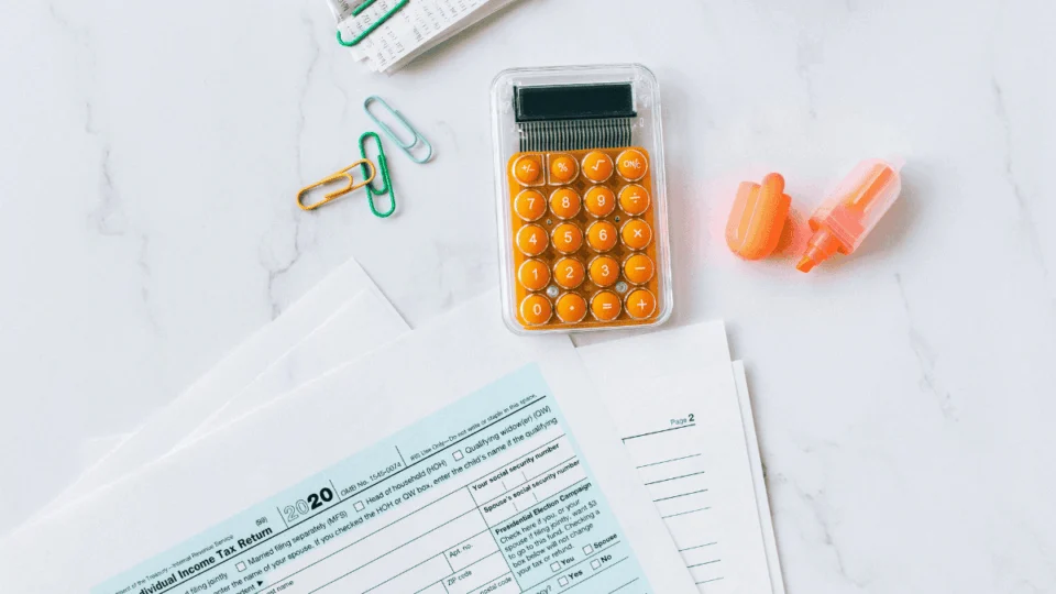 Segundo lote de restituição do IR terá correção de 1%; entenda