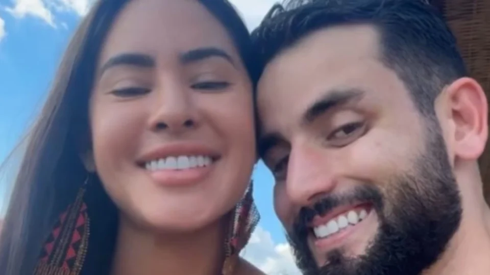 Matteus é criticado por fãs de Isabelle durante visita a Manaus