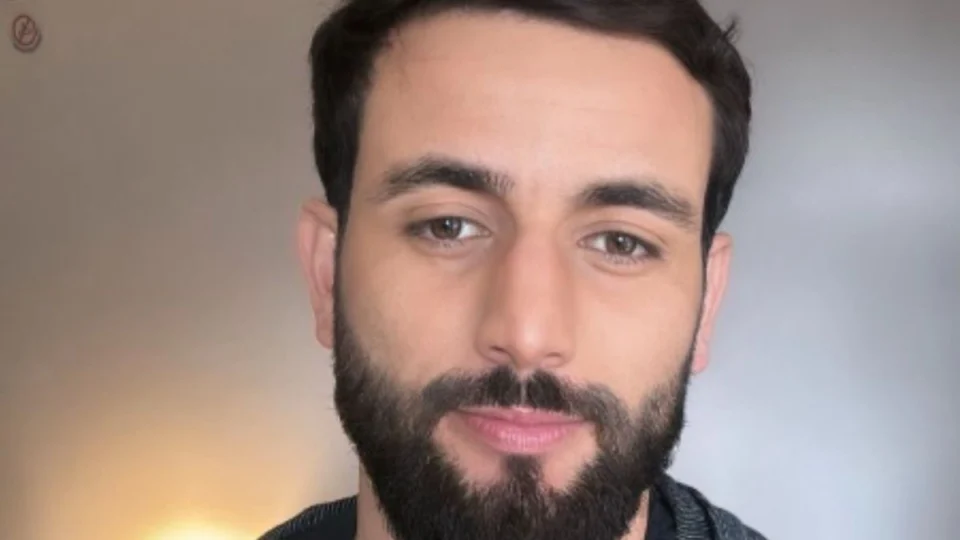 Matteus chora em vídeo ao ser confrontado sobre viagem a Manaus