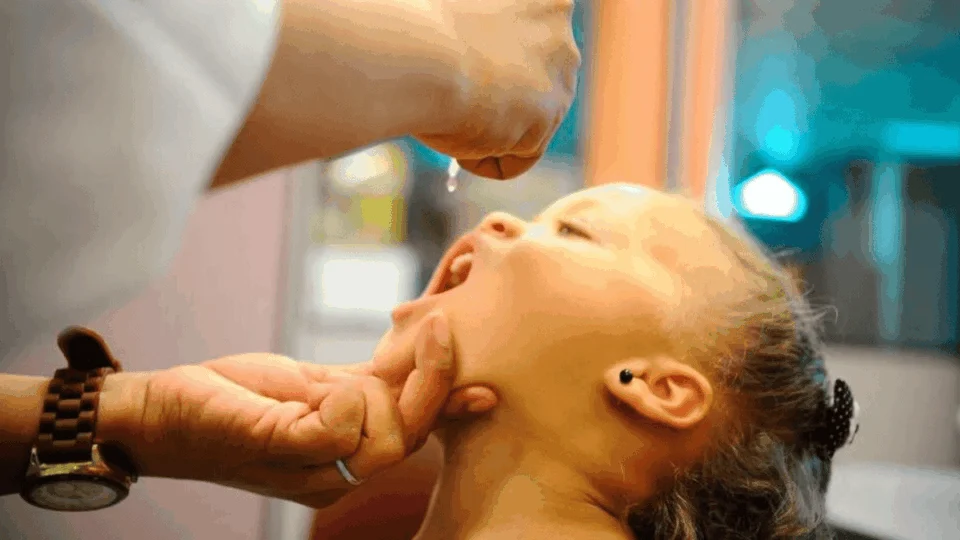 Poliomielite: saiba importância da vacinação e quando inicia no AM