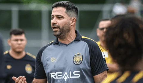 Rafael Lacerda credita vitória do Amazonas a Adilson Batista; entenda