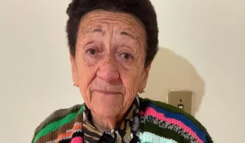 Avó de Matteus, ex-BBB, mostra presente surpresa que recebeu