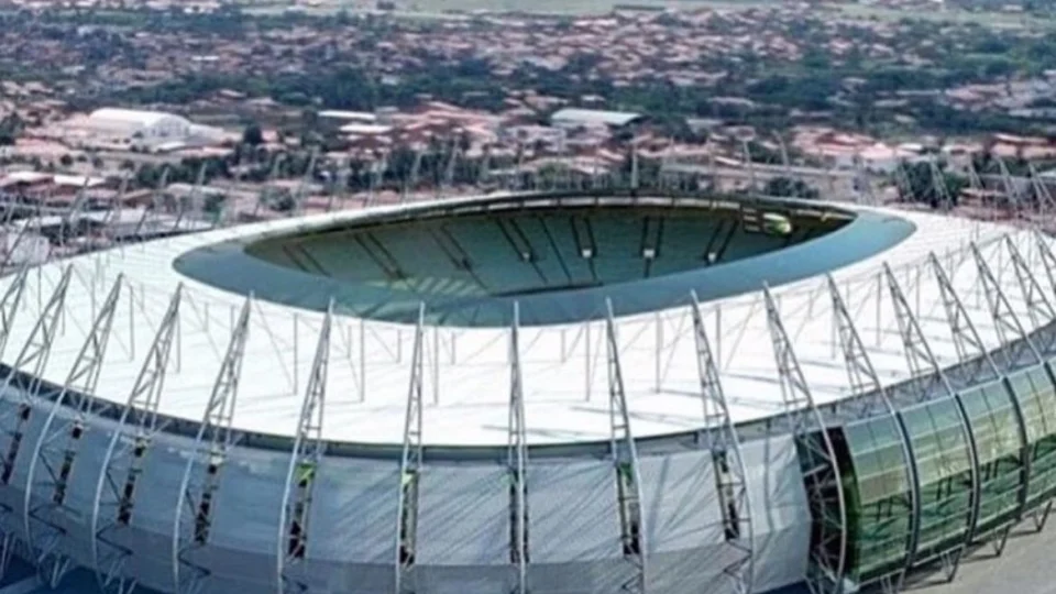 Vasco vai até Fortaleza e inicia duelo por vaga nas oitavas da Copa do Brasil