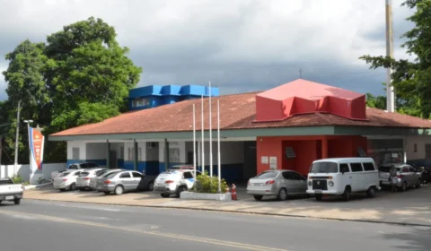 Homem é preso por se masturbar na frente de adolescentes em Manaus