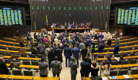 Congresso aprova alteração na LDO para facilitar envio de recursos ao RS
