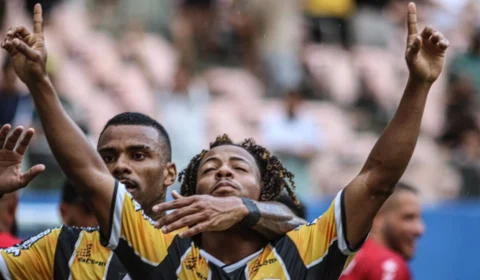 Amazonas derrota Santos e conquista primeira vitória na Série B